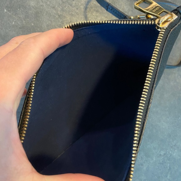 Louis Vuitton Black Empriente Leather Pochette - Picture 5 of 7